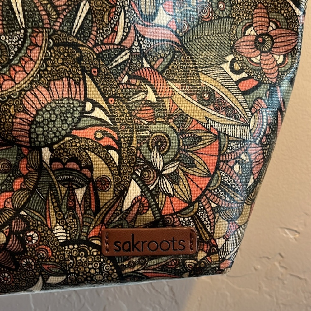 Sakroots Sienna Spirit Desert Patterned Metro Tote Bag - Picture 4 of 14